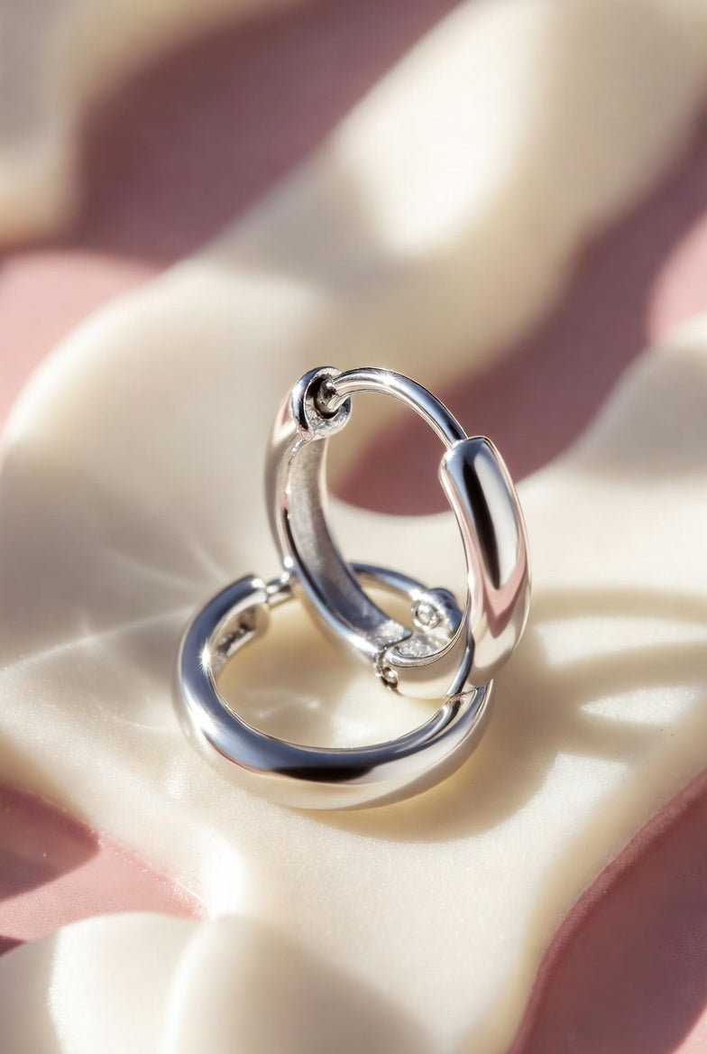 Créoles huggie « Cercle du Jour » en argent 925, à porter au quotidien