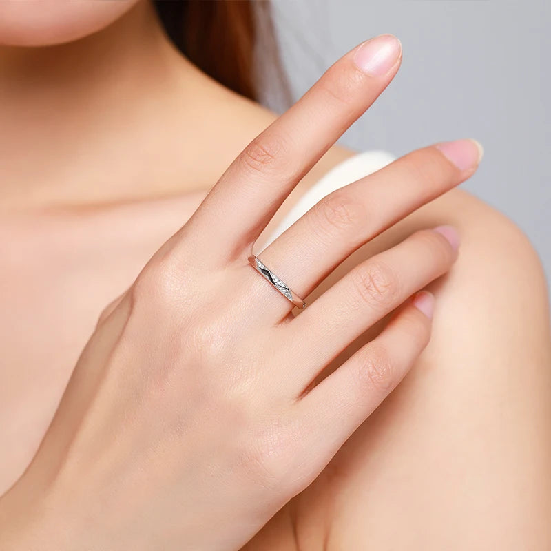 Bague « Ligne Claire » — argent 925 et zirconium