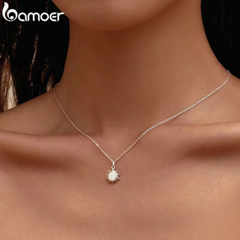 Collier « Plein Soleil » — argent 925 et opale de synthèse