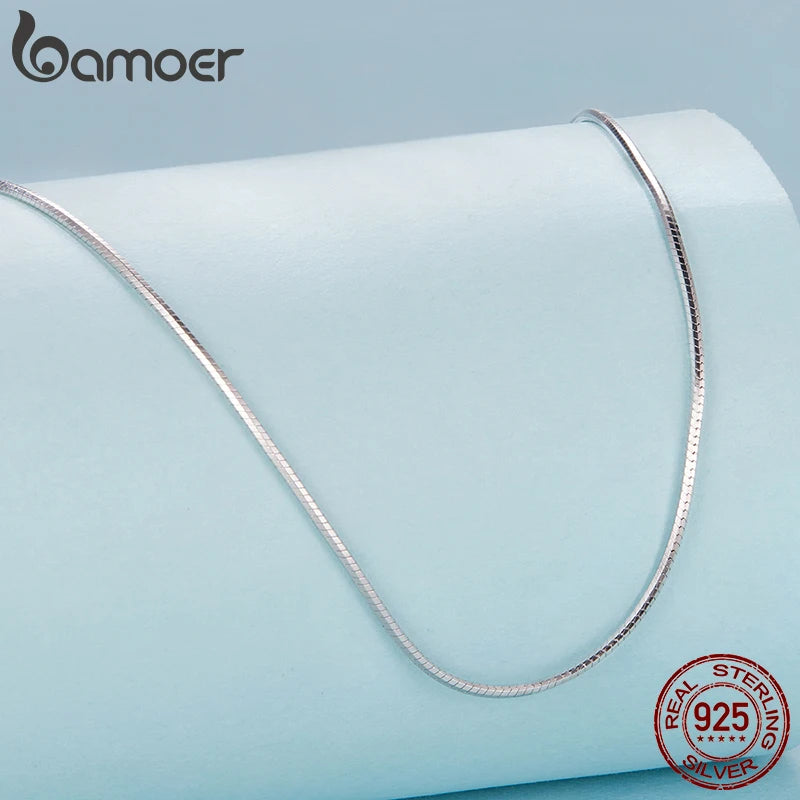 Collier « Fil de Lune » — plaqué or sur argent 925