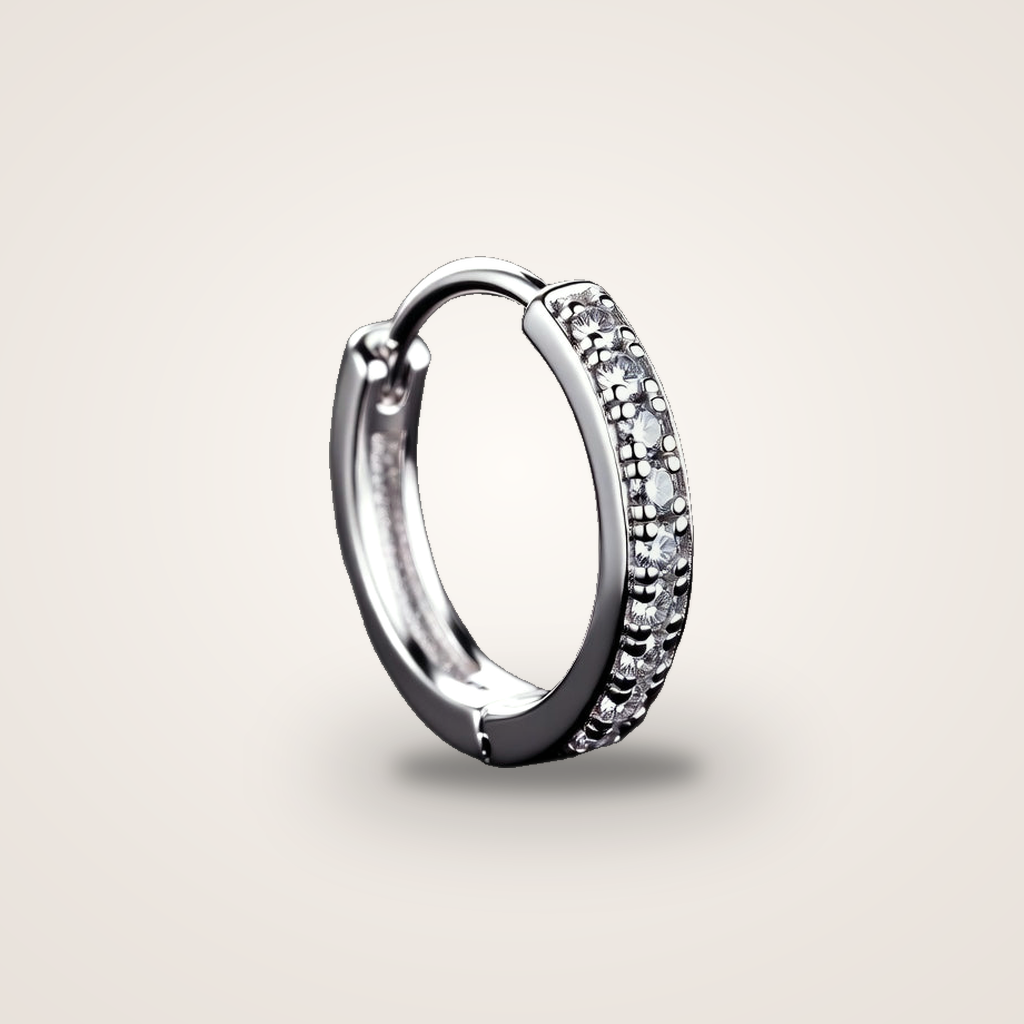 Créole Anneau de Lumière argent 925 pavée de zircons, vue de profil