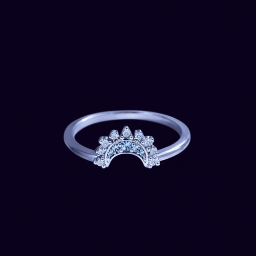 Bague Soleil & Lune argent 925, arc lune serti de zircons bleus, sur fond aubergine